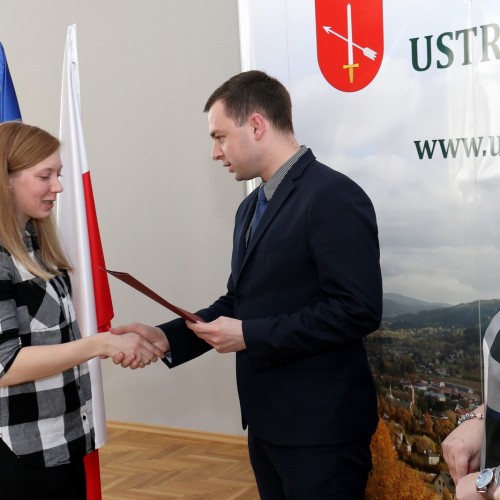 Wręczenie nagród i stypendiów uzdolnionej młodzieży